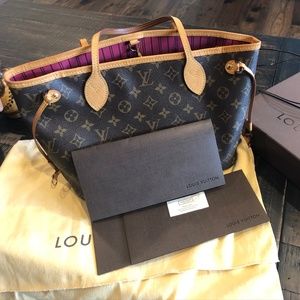 Louis Vuitton Neverfull PM